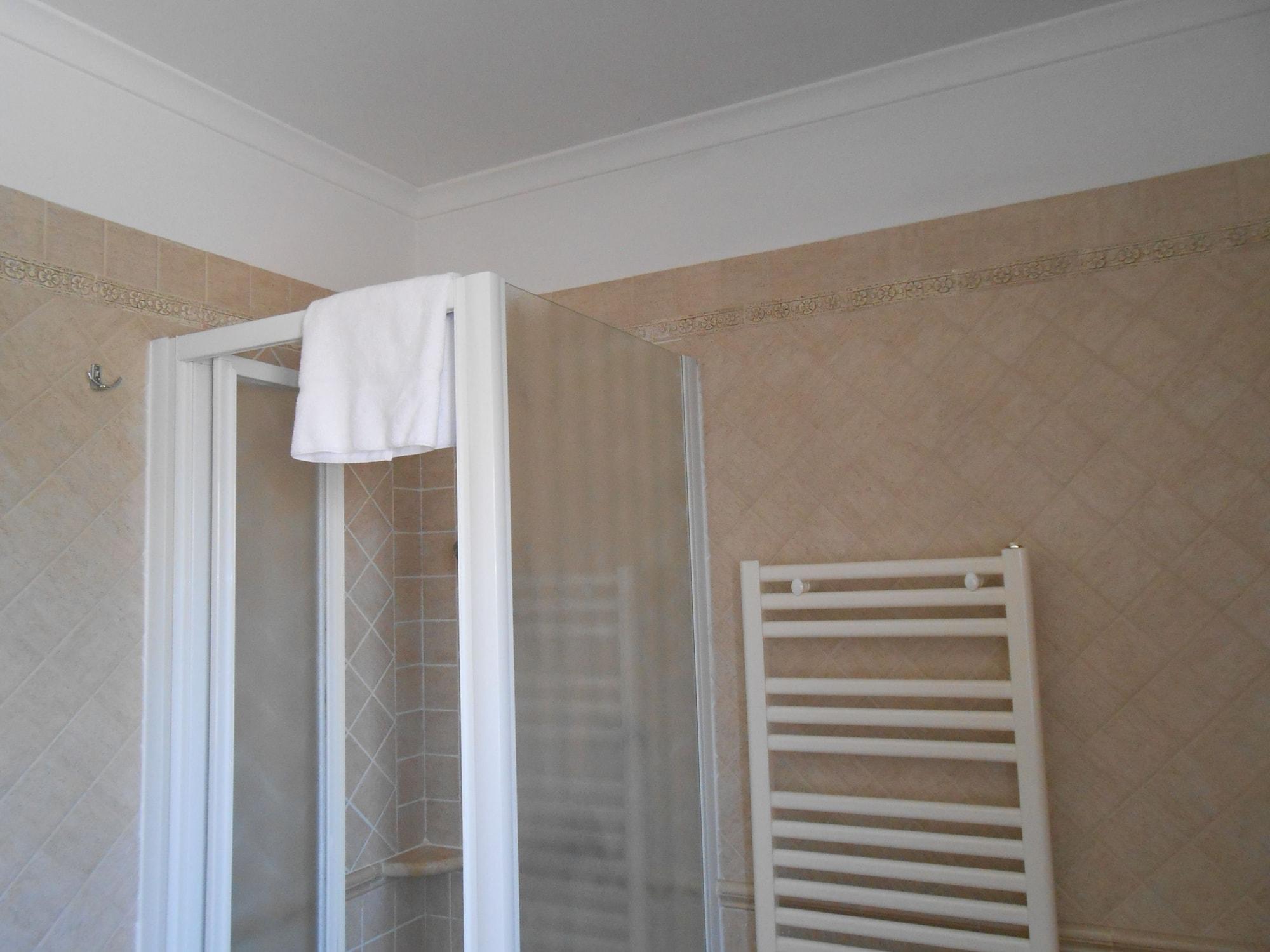 Hotel Riviera Фиумичино Екстериор снимка