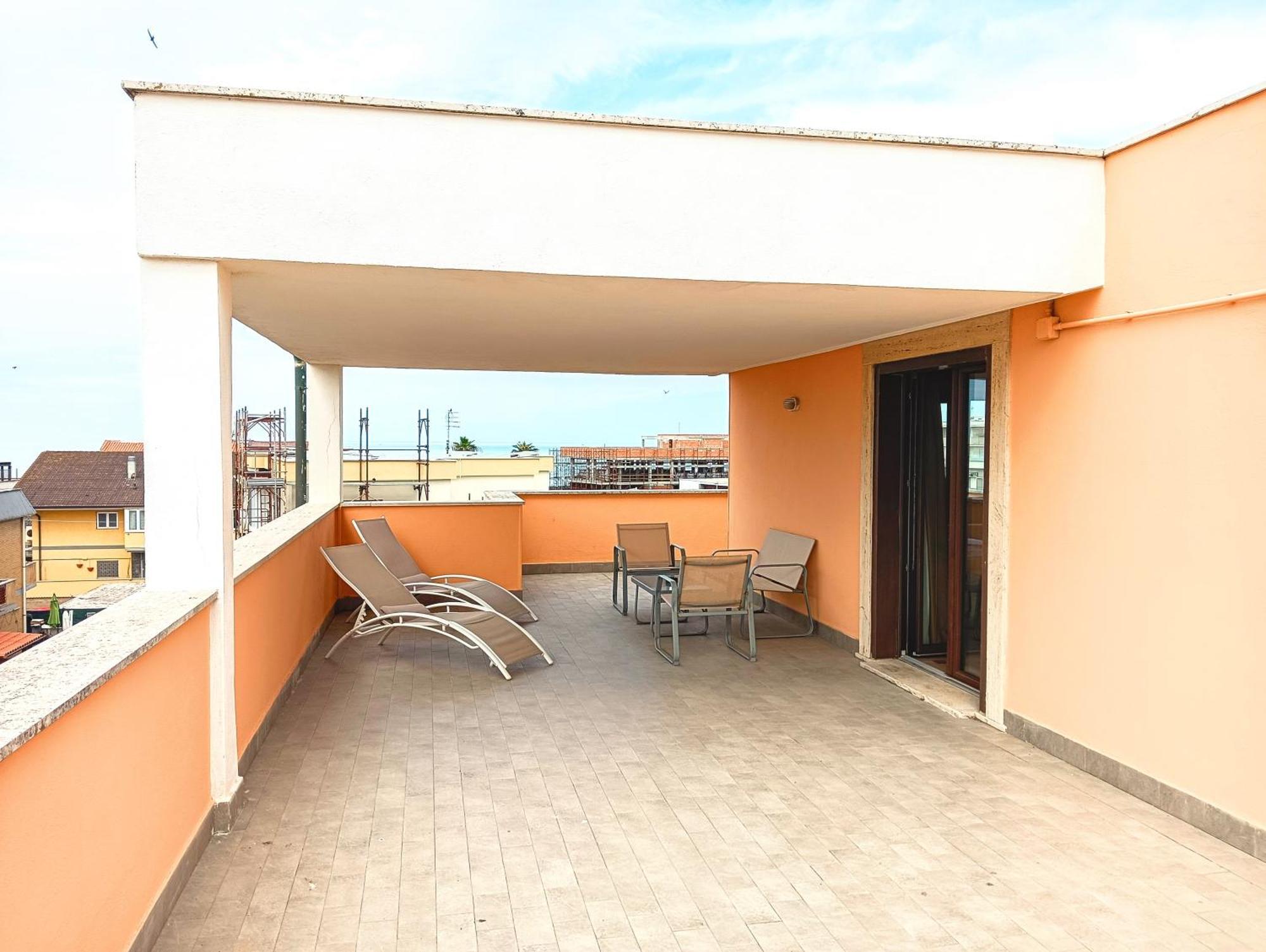 Hotel Riviera Фиумичино Екстериор снимка